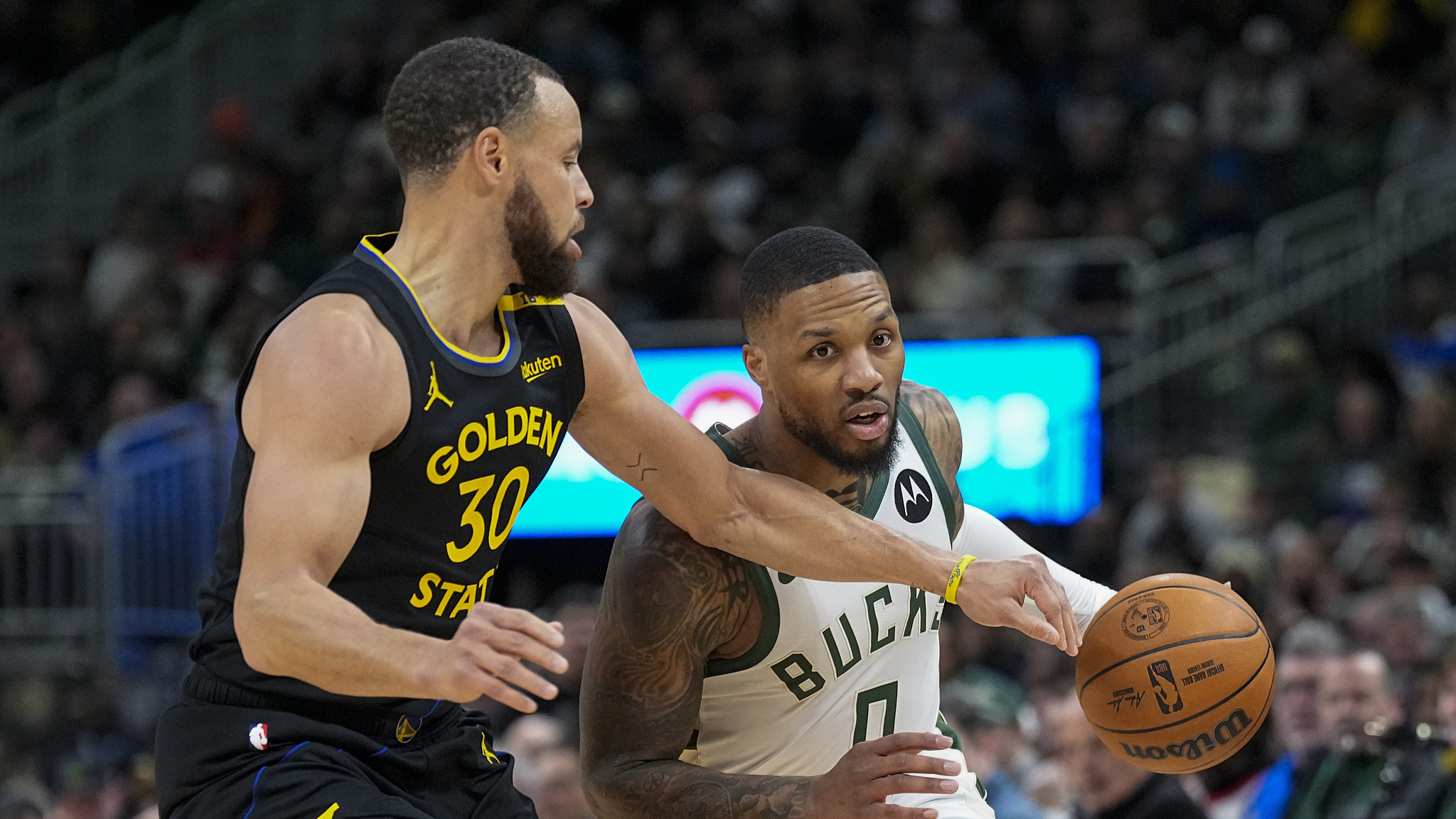 九游电脑版下载-包含库里在雄鹿比赛中高光表现詹姆斯连续五场比赛得分超过夺冠，连对手都承认：费德勒连续十场比赛得分超过关键助攻的词条